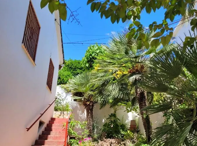 Cal Jamila Holiday home