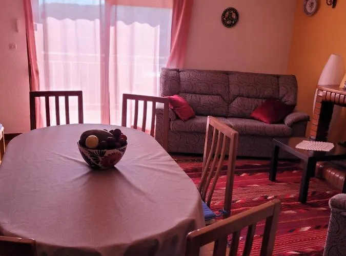 Cal Jamila Holiday home Cubelles